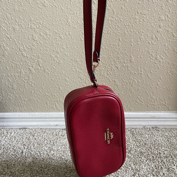 Coach Clutch Bag, wrist purse, red - Picture 4 of 5